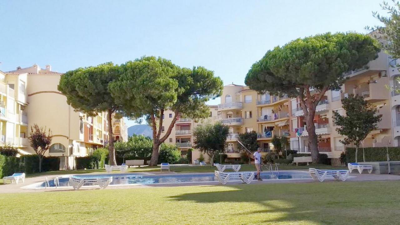 Ferienwohnung Apartamento Renovado, Luminoso, A 300M De La Playa Empuriabrava Exterior foto